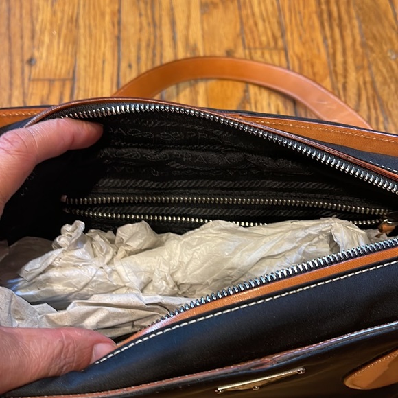 Prada authentic prada handle bag - Picture 5 of 7